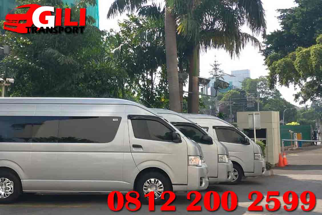 Gilitrans sewa hiace bulanan antar jemput kantor dan sekolah
